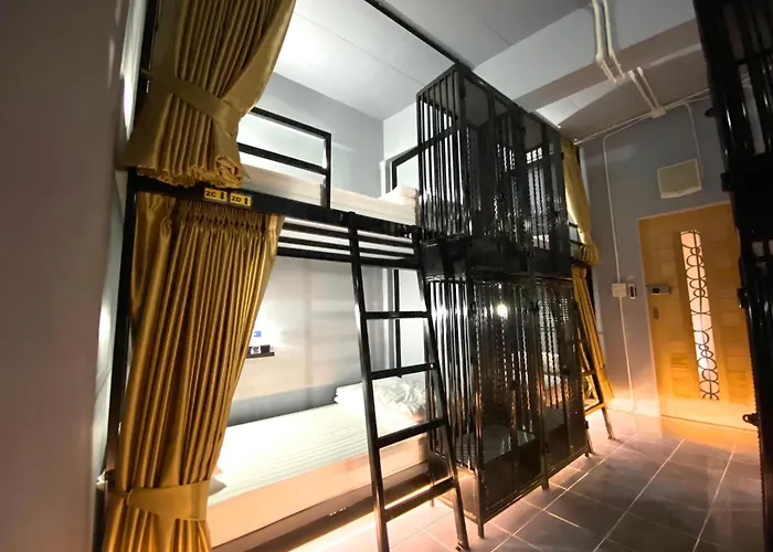Sleep At - Don Mueang Хостел