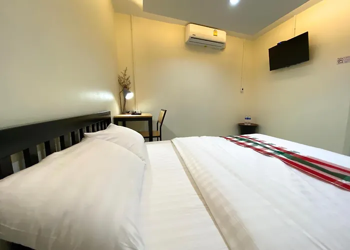 Хостел Sleep At - Don Mueang