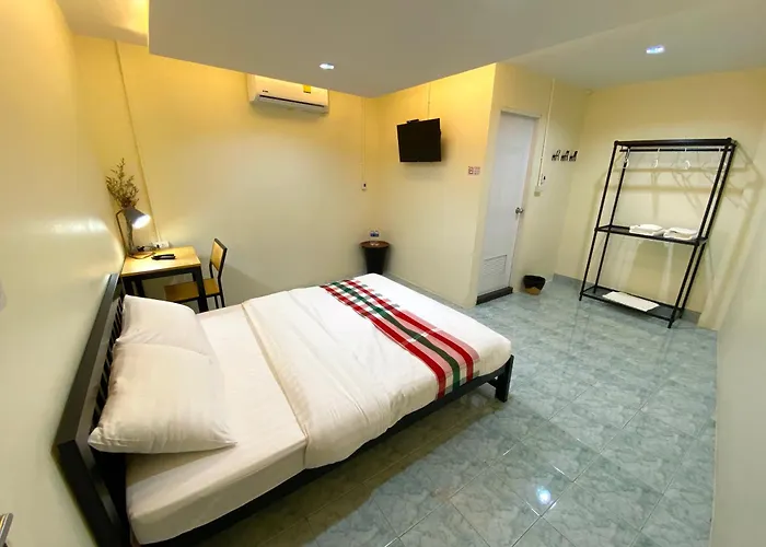 Хостел Sleep At - Don Mueang